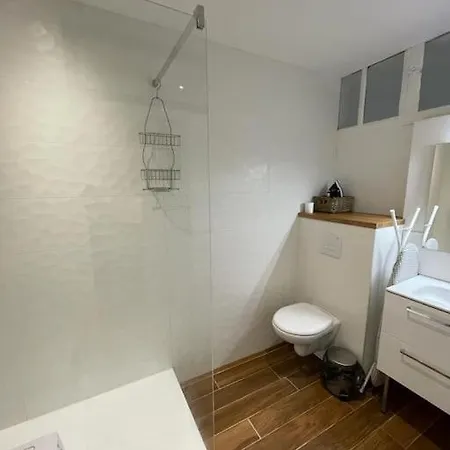 Lägenhet Cosy A Deux Pas De La Gare Laval (Mayenne)