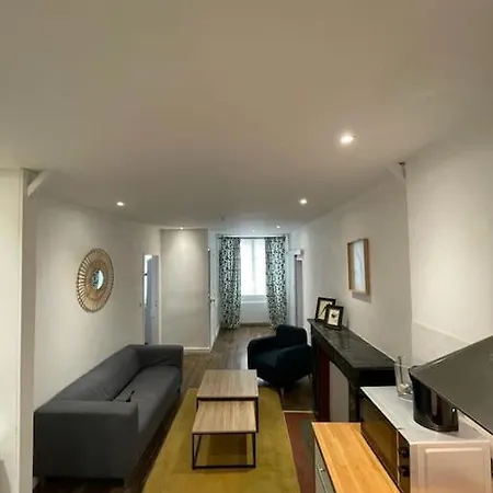 Cosy à Deux Pas De La Gare Apartamento