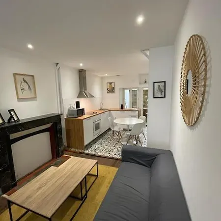 Cosy A Deux Pas De La Gare Apartmán Laval (Mayenne)
