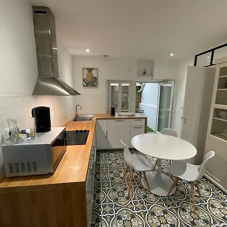 Lägenhet Cosy A Deux Pas De La Gare Laval (Mayenne)