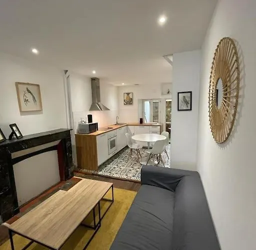 Cosy A Deux Pas De La Gare Apartmán Laval (Mayenne)